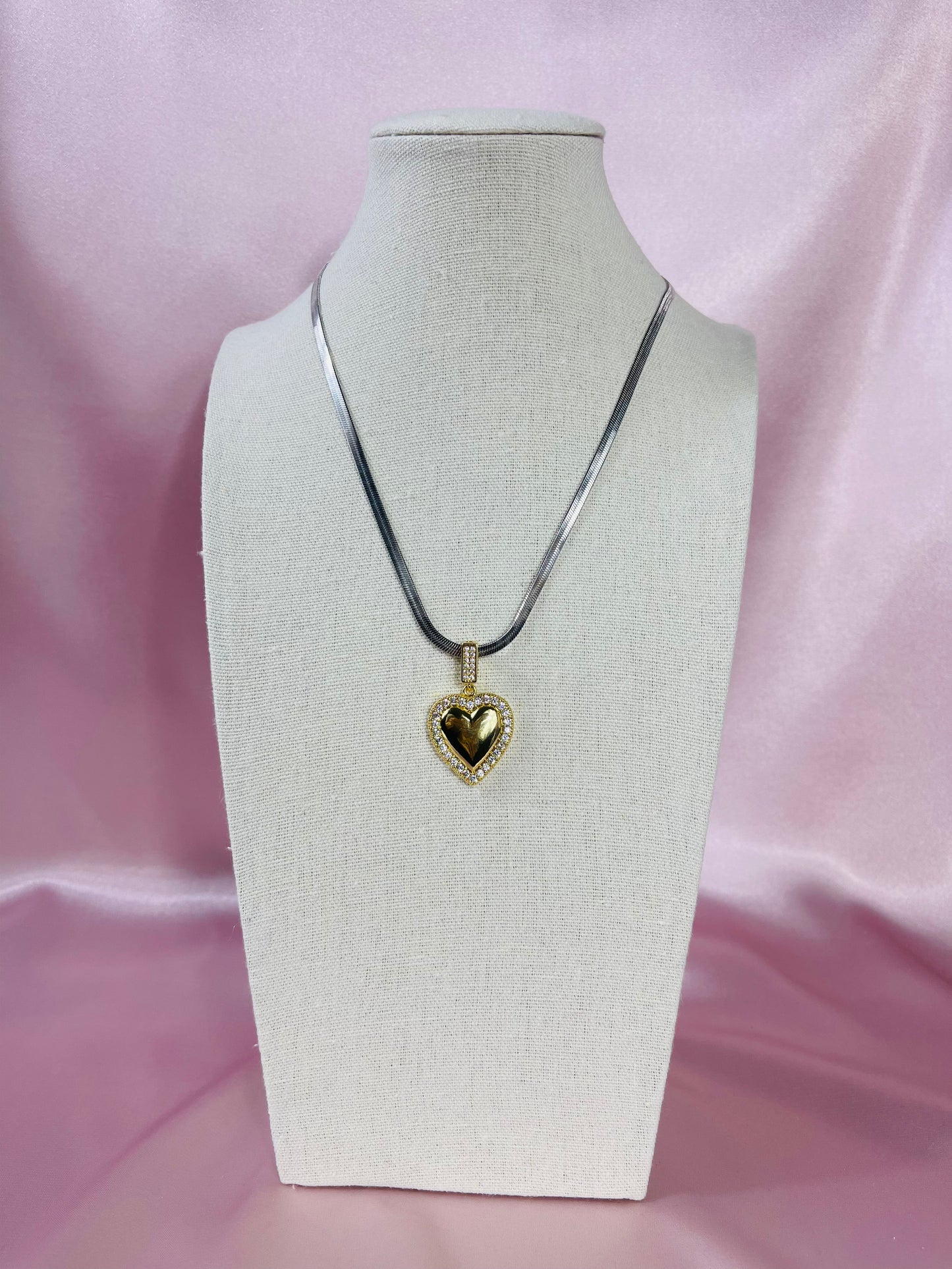 Golden Heart Glow Necklace