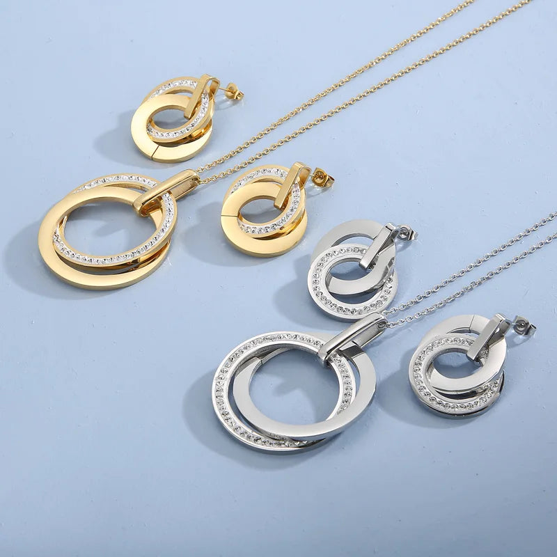 Zirconia Triple Circle Pendant Necklace